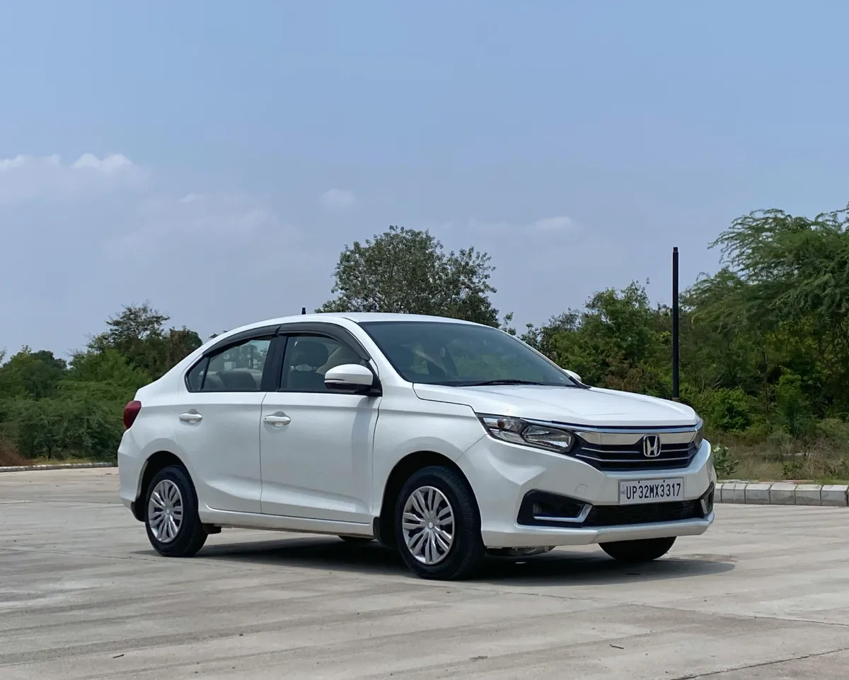 HONDA CARS INDIA LTD AMAZE MMC 1.5 S MT (I-DTEC) thumbnail 2