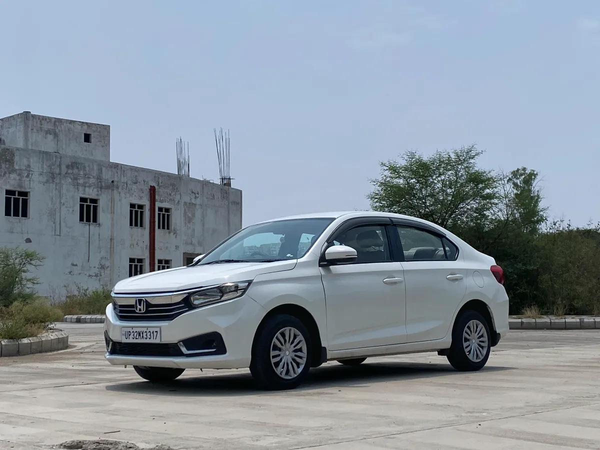 HONDA CARS INDIA LTD AMAZE MMC 1.5 S MT (I-DTEC) thumbnail 3
